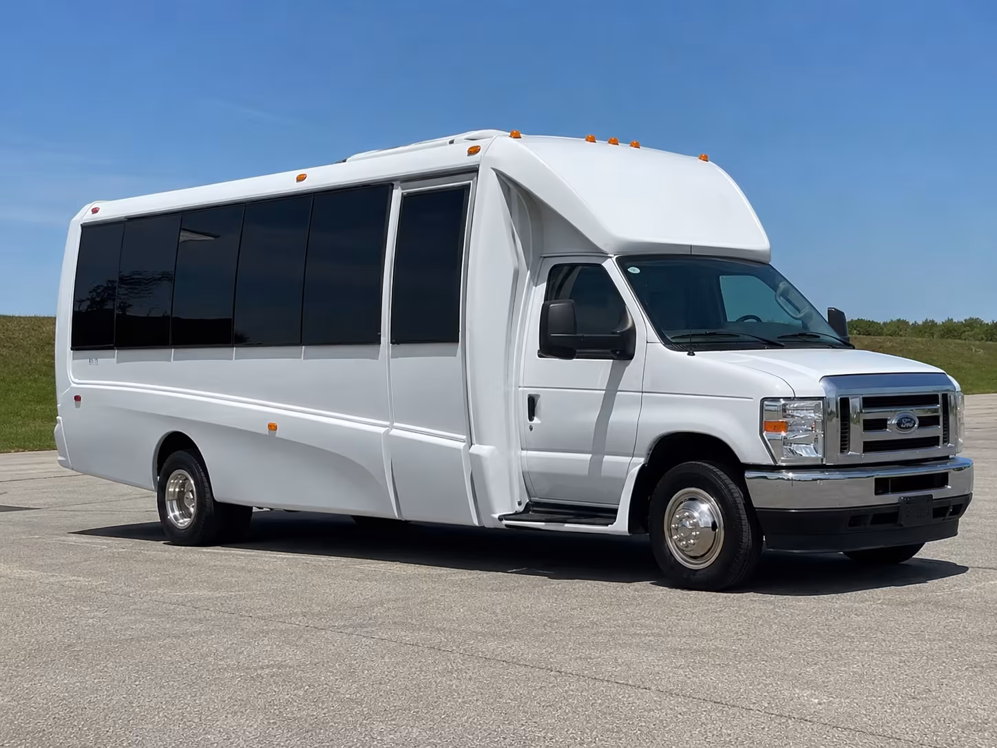 denton bus rental service area