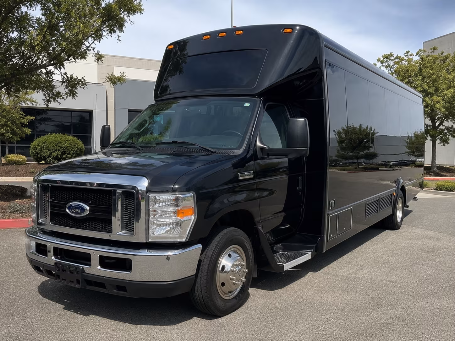 sports and athletic event buses for denton schools and universities