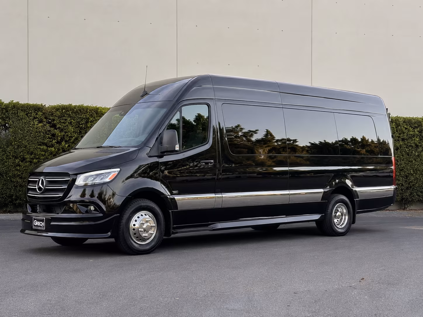 sprinter van and minibus rentals for small convention groups in denton